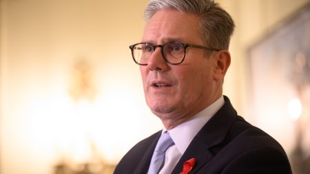 Keir Starmer stands firm on returning the Elgin Marbles to Greece during visit from Greek PM