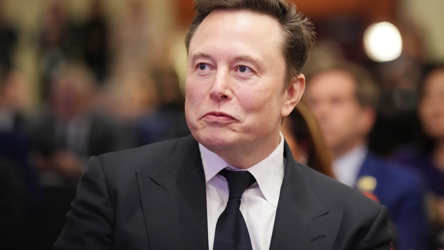Elon Musk Discusses Potential Significant Contribution to Reform UK with Party Officials.
