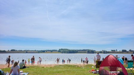 UK’s tiniest county known as the “Notswolds” boasts an inland beach and the UK’s largest man-made lake