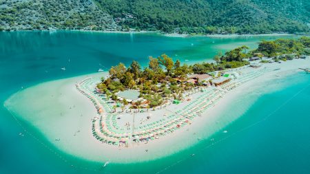 Luxury getaways to Turkey, Egypt, and the Canaries with easyJet holidays