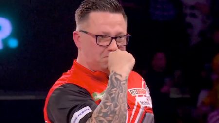 Icelandic Delivery Driver Secures Professional Darts Career with Emotional Victory.
