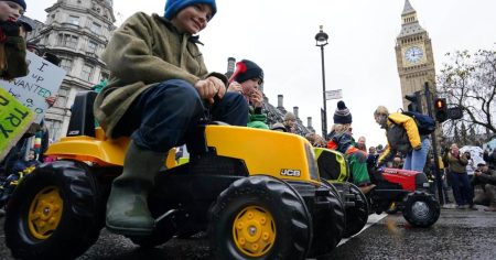 Thousands of farmers protest inheritance tax with children on tractors in the lead