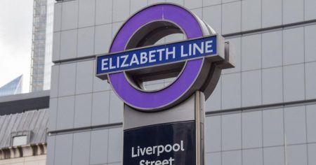 Elizabeth Line Service Disrupted by Faulty Freight Train