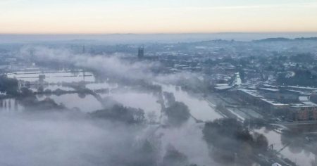 Met Office weather warnings for wind and rain this weekend displayed on map