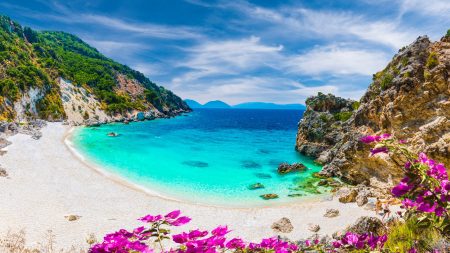 Paradise Island’s Troubled Legacy: From Jackie Kennedy’s Haven to a Destination Haunted by Rumor and Lore