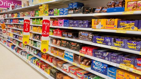 Cadbury Discontinues Beloved Chocolate Bar Days Before Christmas