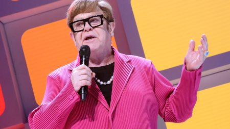 Elton John reveals he has lost his eyesight due to 5 nasty infections