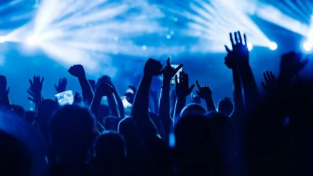 Glastonbury Attendees Speculate on Major British Rock Band and US Superstar Joining Festival Lineup Following Released Clue