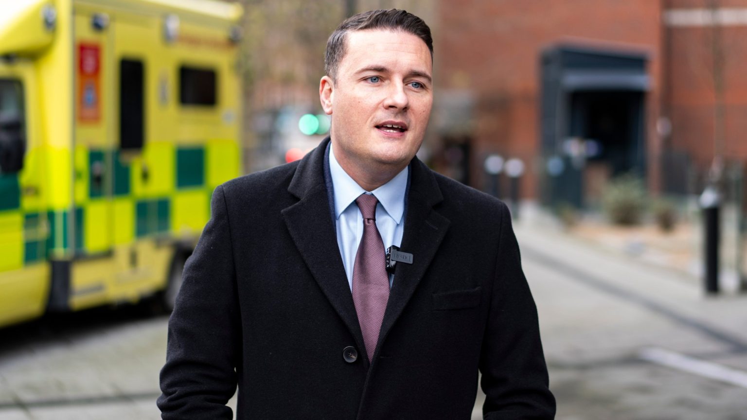 Streeting and Miliband Clash Over 2013 Syria Intervention