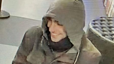 Authorities Intensify Search for CEO Brian Thompson’s Shooter Following Atlanta Bus Escape and Increased FBI Reward.