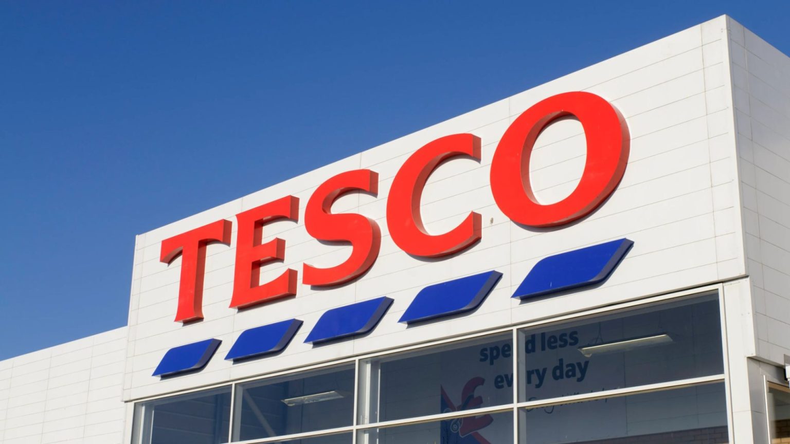 Urgent Recall of Christmas Dinner Items from Tesco, Aldi, and Morrisons.