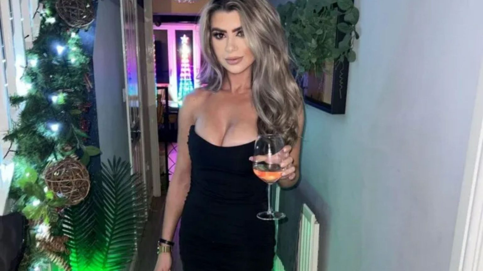 Distressed mother, 25, unexpectedly loses vision after medical professionals ignored ‘headaches’ over several months – enduring long-term trauma