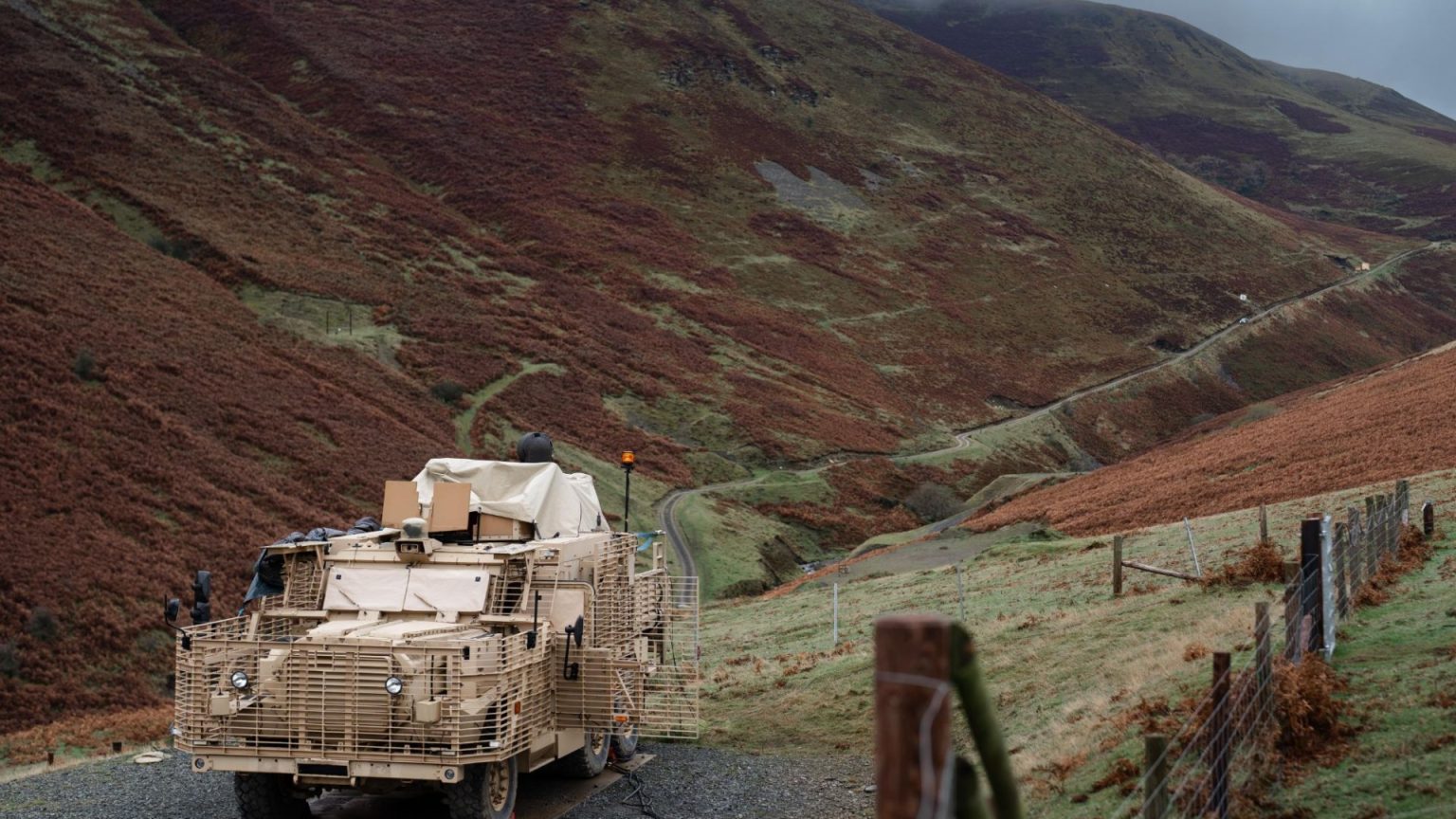 UK Armoured Vehicle Demonstrates Continuous-Fire Laser Weapon Against Drones in Military Milestone