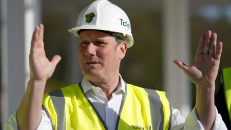 Starmer Pledges Housing Rule Reform to Aid First-Time Buyers