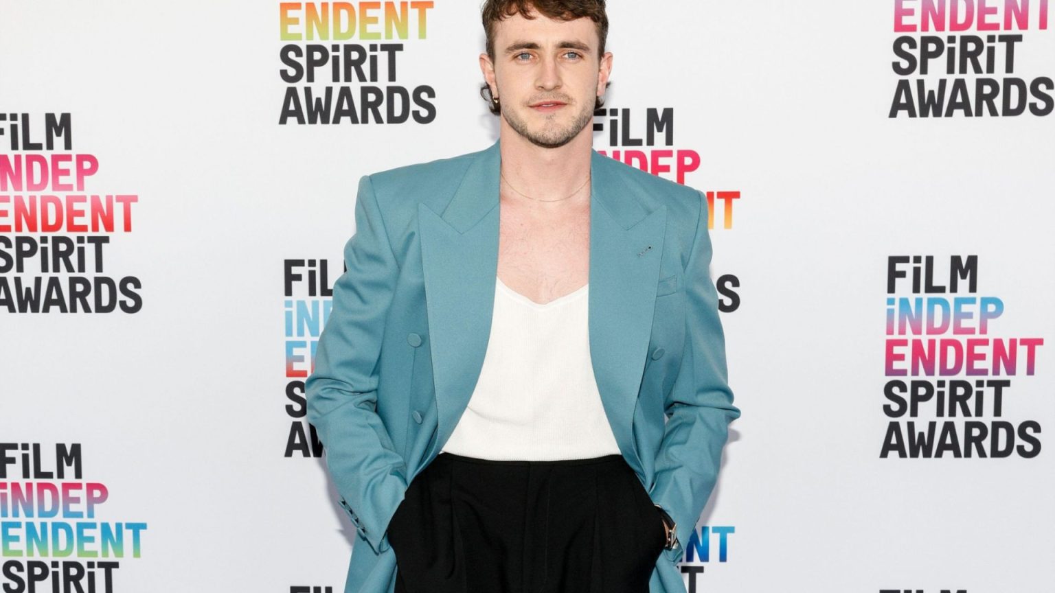 Acquire Designer Pieces from a Major Hollywood Star’s Vinted Collection