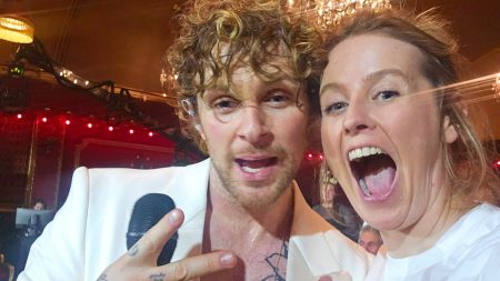 Tom Grennan Discusses Christmas Number One Competition with Mariah Carey and Wham! at Amazon Music Event