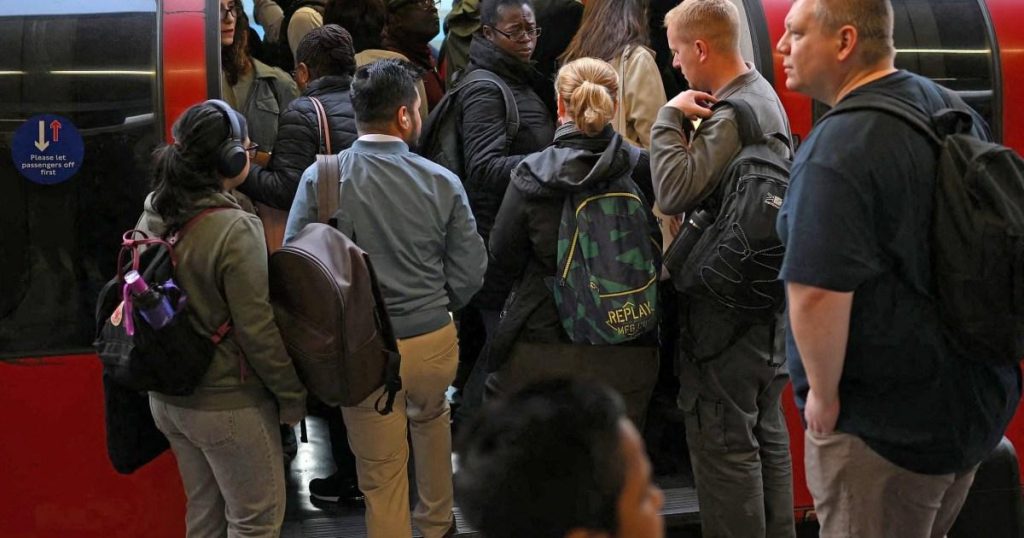 Severe Disruptions Impact London Piccadilly Line During Commute