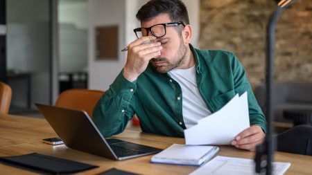 The Potential Impact of 2025 Office Return Mandates on Employee Remote Work Rights