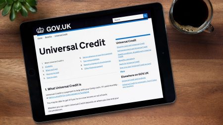 Accessing Available Financial Assistance Through Universal Credit and Benefits in 2025
