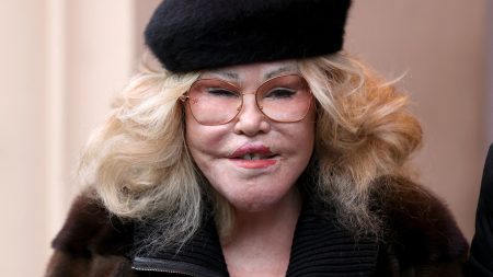 Socialite Jocelyn Wildenstein, Known for Extensive Cosmetic Procedures, Dies at 84