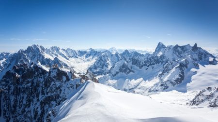 British Skier, 55, Recovered Deceased Following Avalanche on Off-Piste Slope