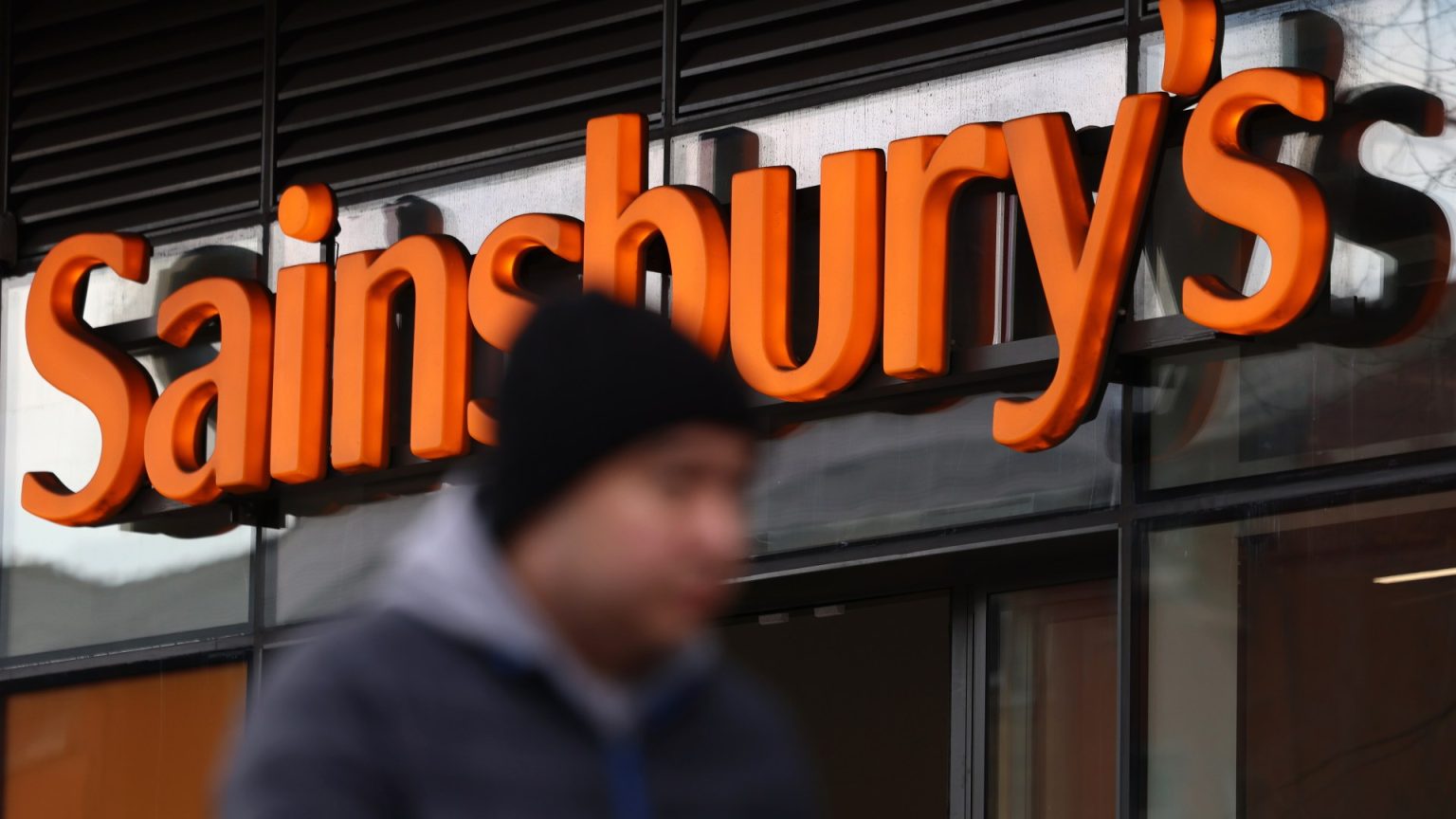 Sainsbury’s shoppers furious as ‘they can’t believe’ change to hugely popular household item