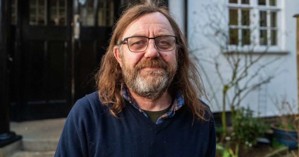 Life drawing tutor says community centre is like Taliban after nude models ban