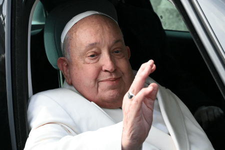 Vatican issues update on Pope’s health as Pontiff battles double pneumonia in hospital and gets blood tests – The Sun