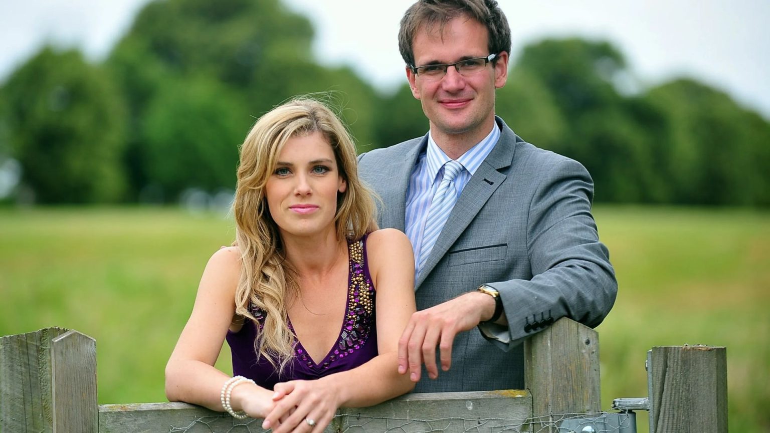 Bargain Hunt star Charles Hanson told cops ‘headlock he put pregnant wife in’ was a ‘loving hug’