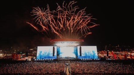 Reading and Leeds Festival add 30 more acts to the line-up including huge US rock band