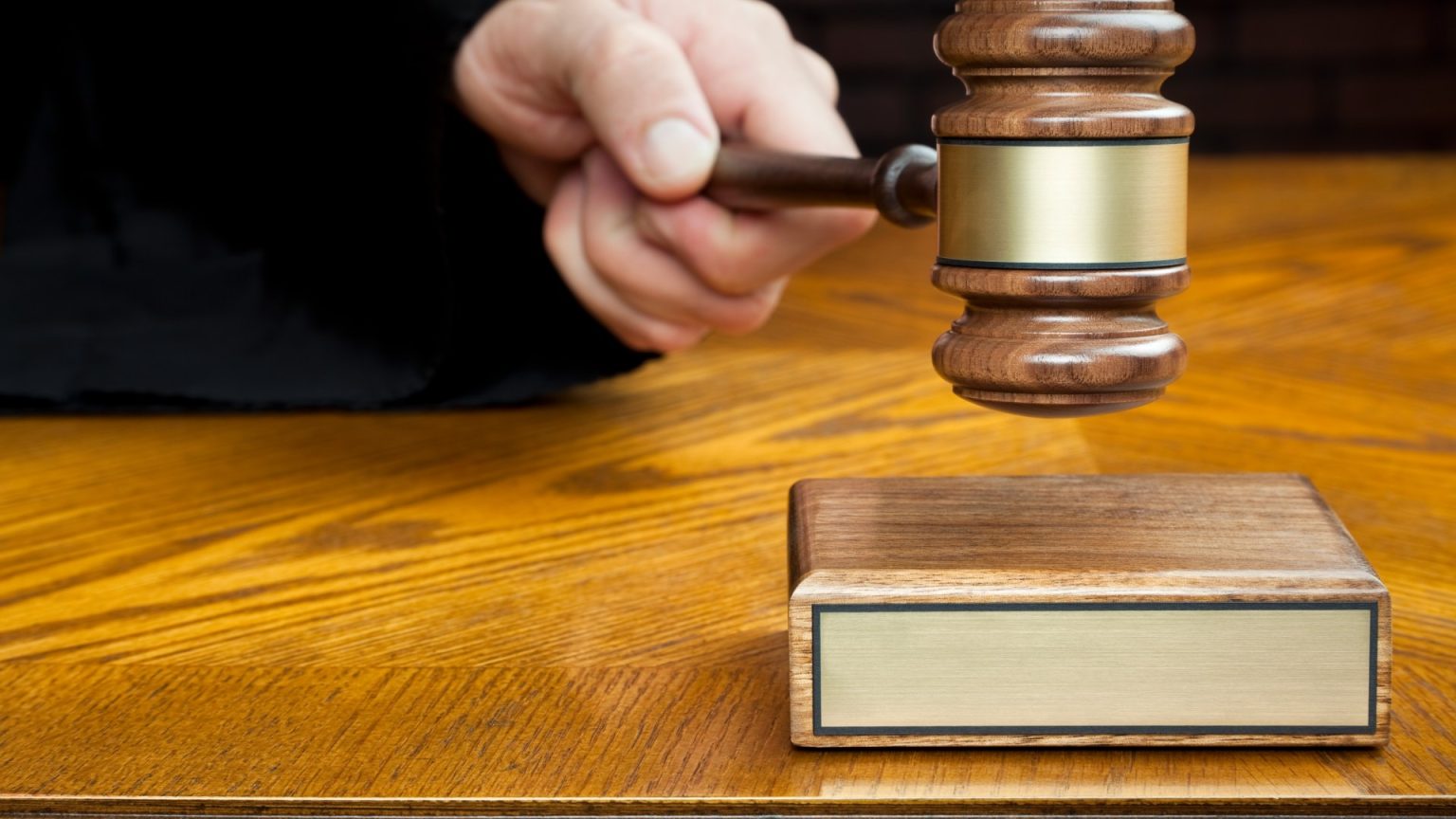 If you’re a straight, white male criminal, wear a dress & it’ll save you jail time thanks to our two-tier justice fiasco