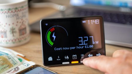 Smart meter warning as 60,000 energy customers risk being cut off