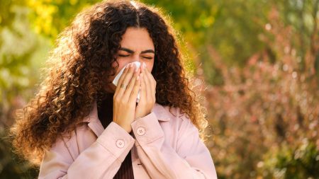 Key sign your ‘hay fever’ is actually new Covid strain as doctor reveals how to spot different symptoms