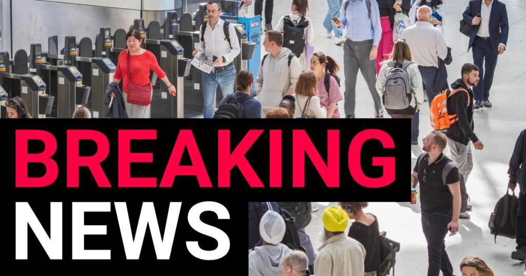 ‘Do not travel’ warning issued after signal fault closes major train station