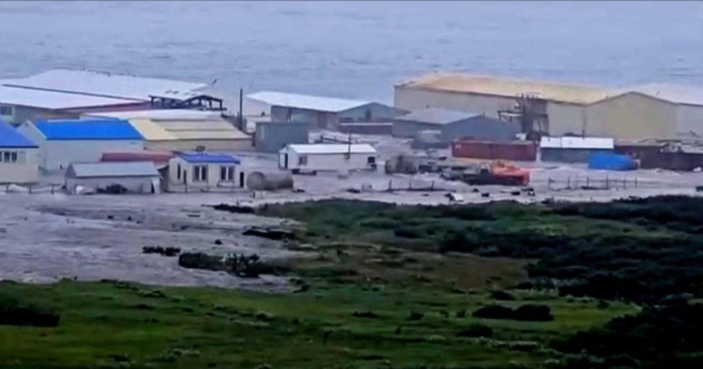 Map shows were tsunami warnings are in place after 8.8-magnitude earthquake