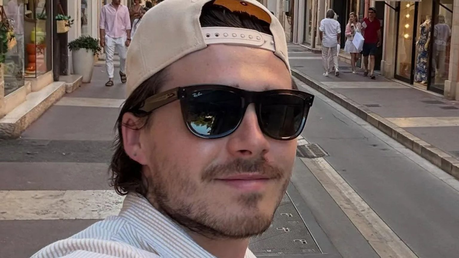 Brooklyn Beckham ends feud with Becks after booze clash