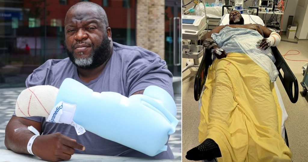 Man slashed in the arm with samurai sword in Canary Wharf