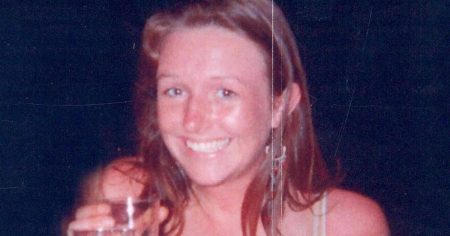 Police continue to hunt ‘brutal’ killers of mum, 22, shot dead with toddler upstairs