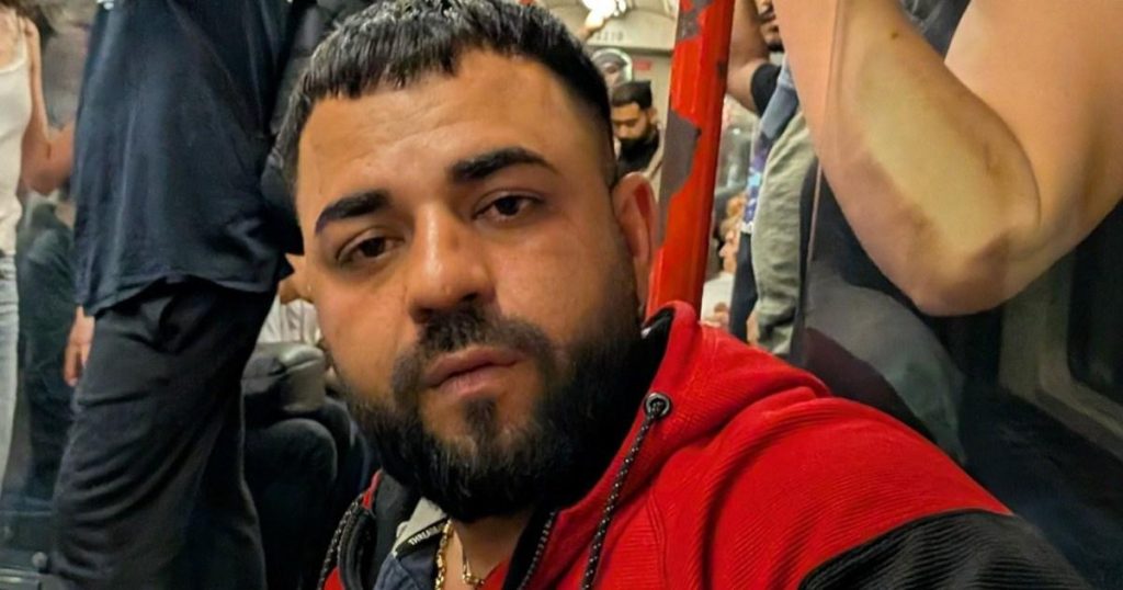 Manhunt launched for suspect who ‘punched finance worker in the face’ on the Tube