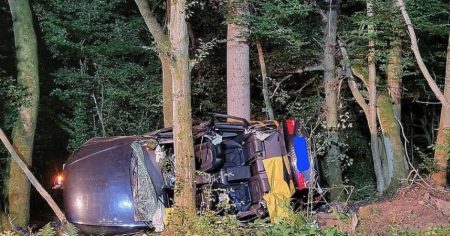 Four found dead in car with British number plate after crash in German forest