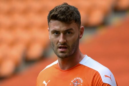 Former Premier League striker retires from football less than one month after joining new club