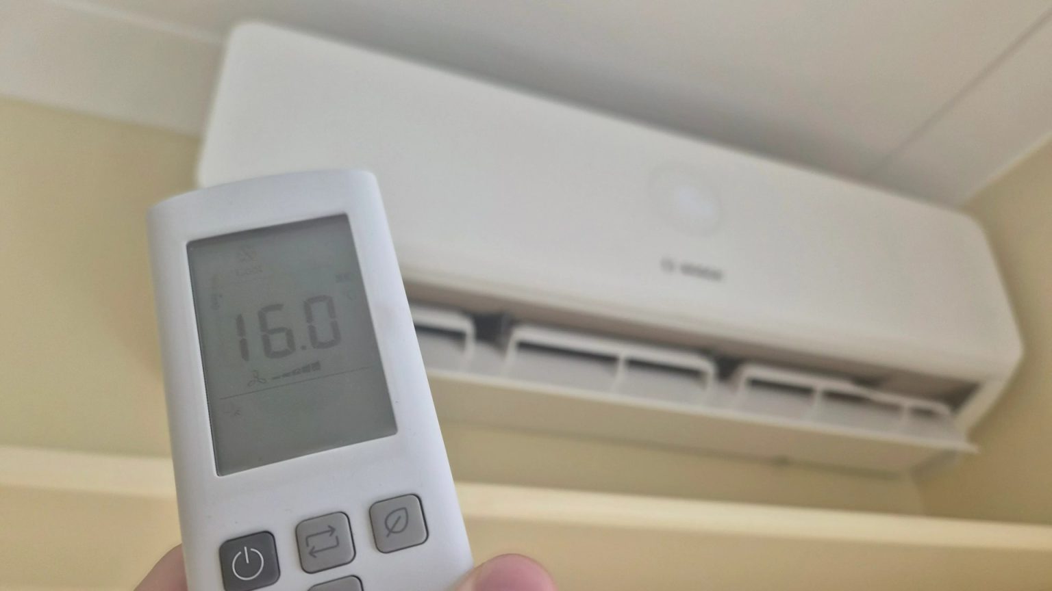 I got air conditioning installed in my UK home with surprisingly easy service – you can even control it using Alexa