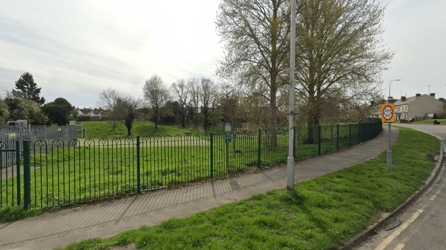 Horror as woman in her 30s ‘raped’ in city centre park in horror late night attack as cops hunt man