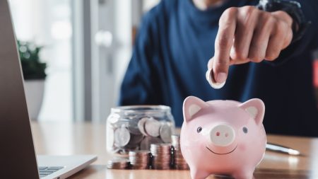 Warning to savers missing out on £100s ahead of key Bank of England decision – it takes minutes to fix