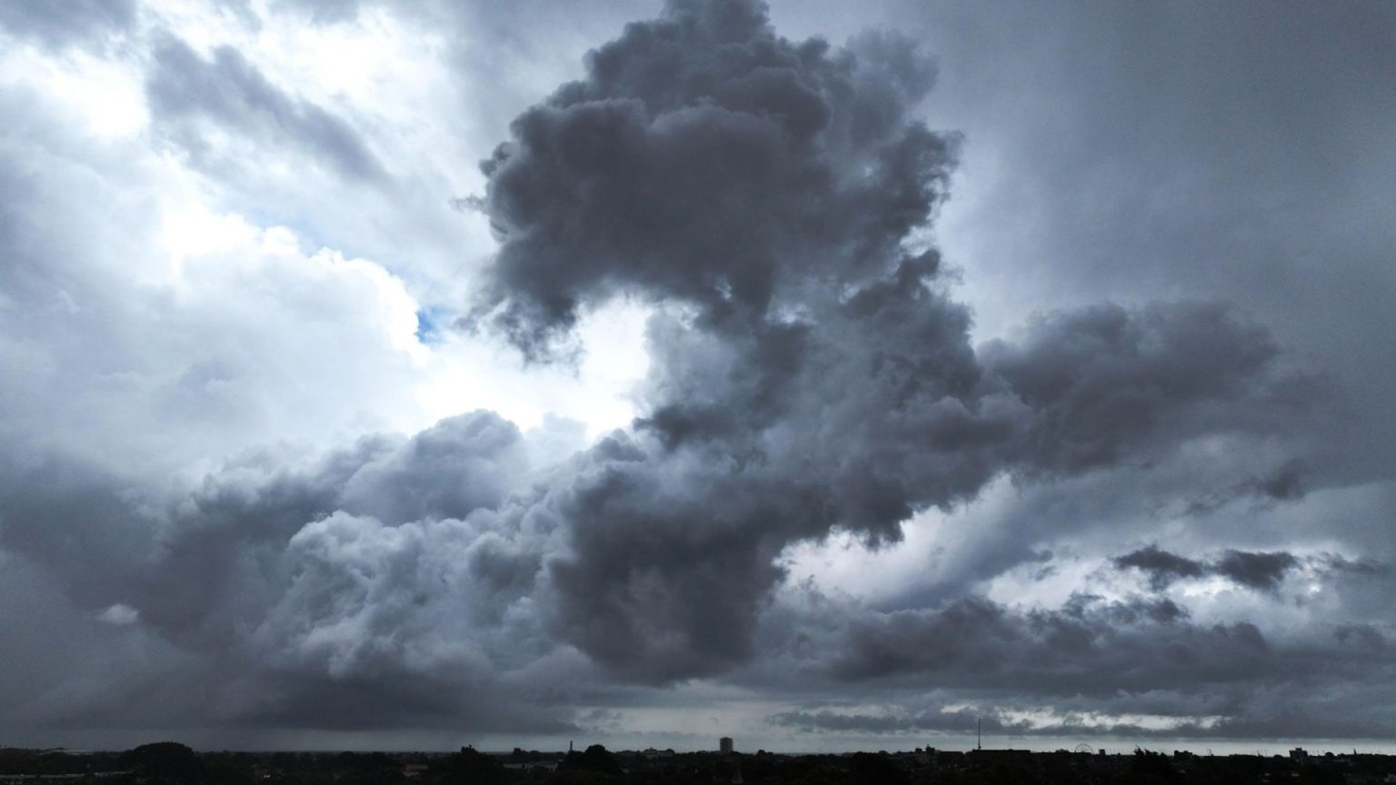 Met Office warns Storm Floris is ‘rapidly deepening’ as it barrels towards UK sparking amber ‘danger to life’ warning