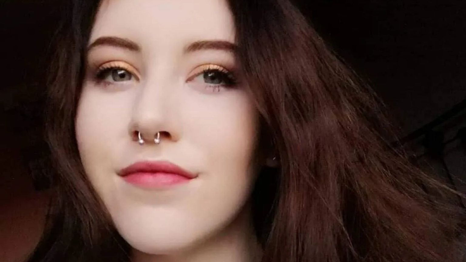 Tragedy as brother, 15, finds sister, 18, dead at home after she ‘slipped through the gaps’ in NHS care