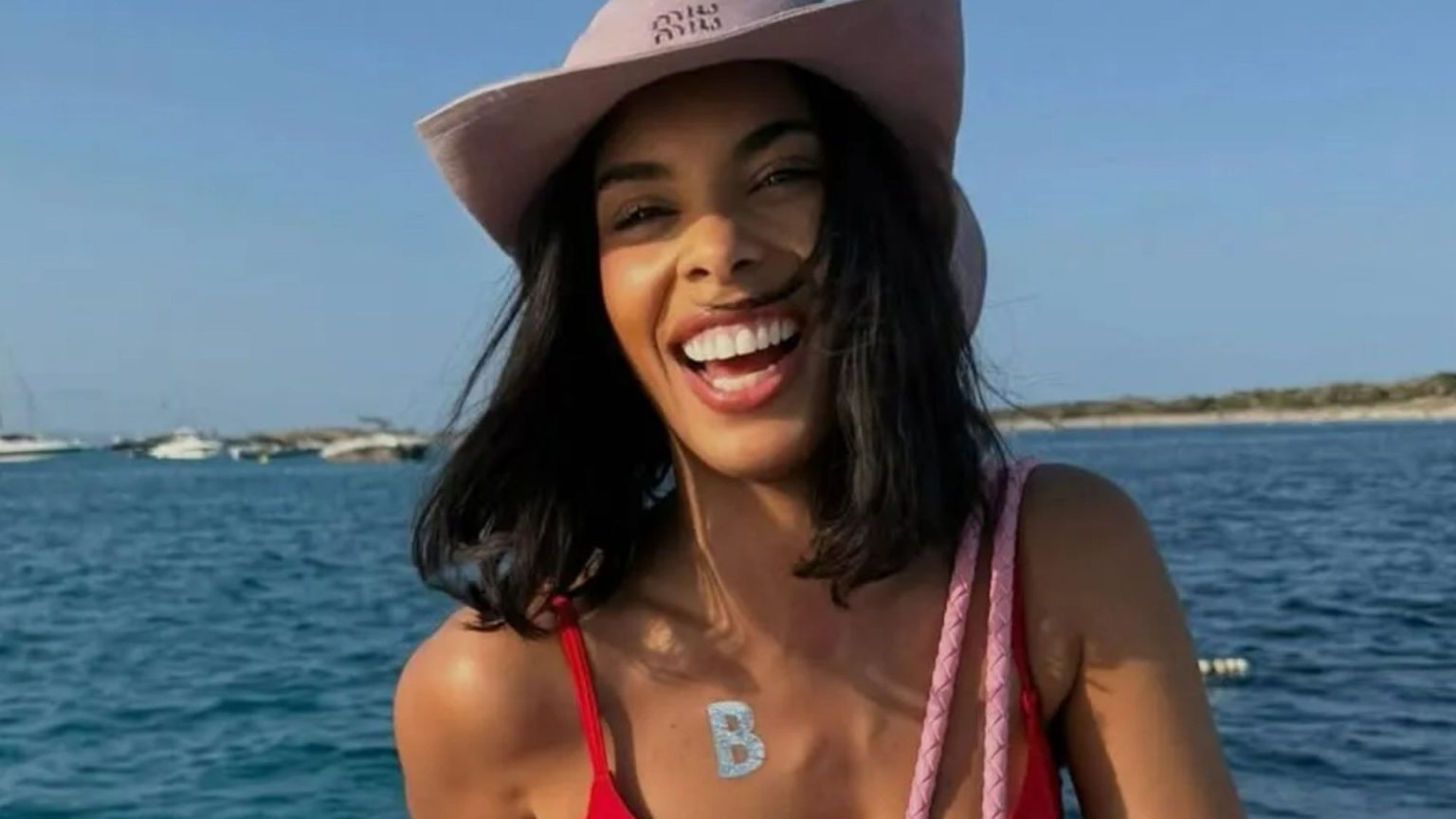 Rochelle Humes posts cryptic message about ‘choosing partners wisely’ amid feud with Myleene Klass