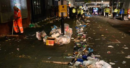 Inside the battle to clear up 330 tonnes of rubbish lining the streets after Notting Hill Carnival