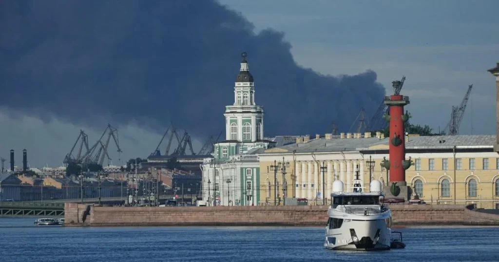 Ukraine strikes Russian oil refinery on first day of ‘Putin’s Davos’