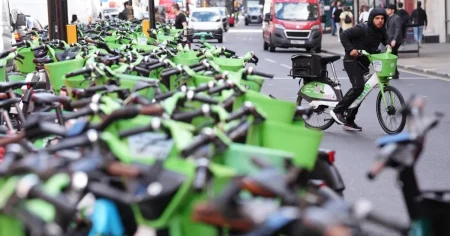 Lime bike riders who dump cycles in central London could face £10 fines